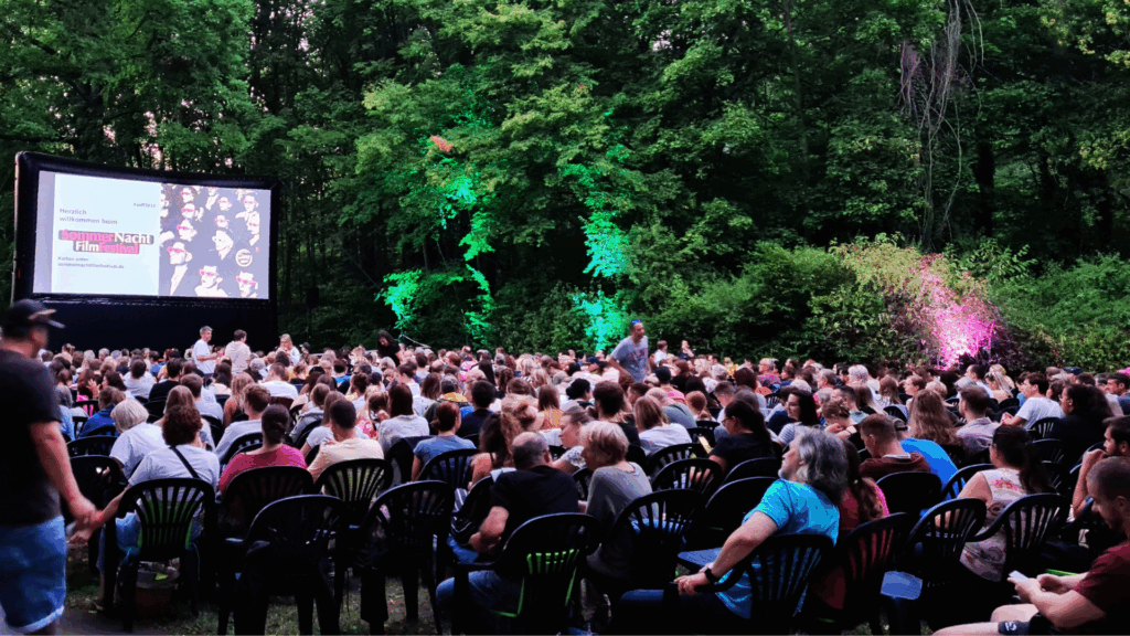 Sommernacht-Filmfestival 2025: Open-Air-Kino im Nürnberger Tiergarten Sommernacht-Filmfestival 2025: Open-Air-Kino im Nürnberger Tiergarten