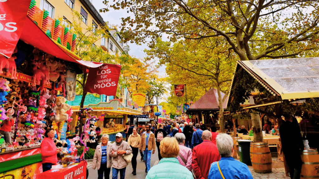 Michaeliskirchweih 2025: Fürth feiert das größte Straßenfest Bayerns