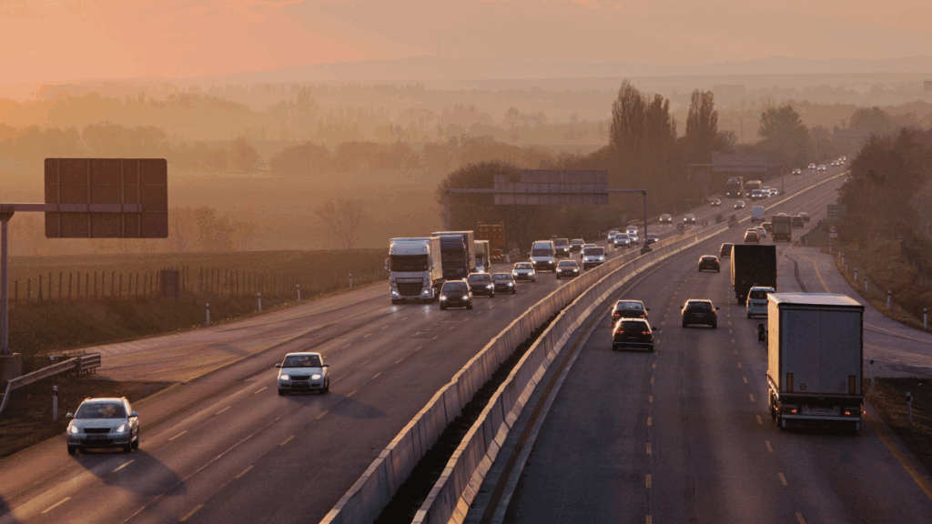 Auto bleibt Nummer eins: Deutsche legen 2023 über 470 Milliarden Kilometer zurück