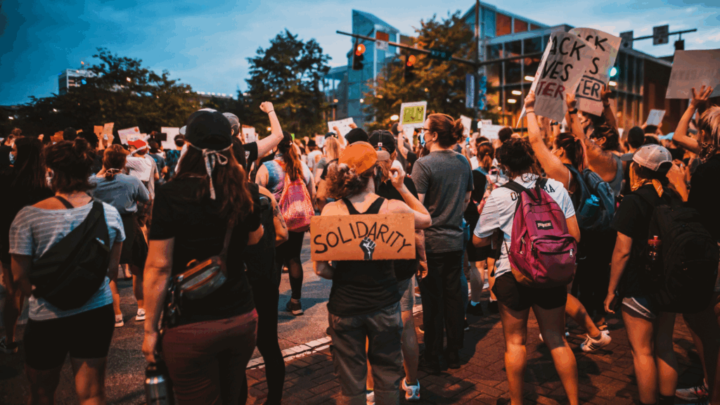 Veganer ticken politisch anders – Studie zeigt klares linkes Profil