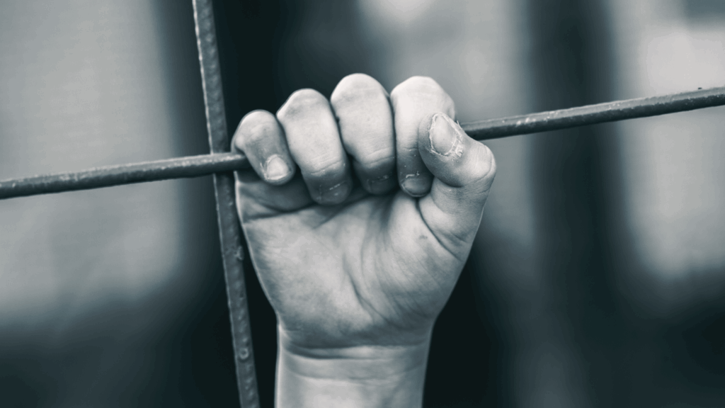 Mittelmeer wird zum Massengrab – Europas Politik lässt weiter Menschen ertrinken Mittelmeer wird zum Massengrab – Europas Politik lässt weiter Menschen ertrinken