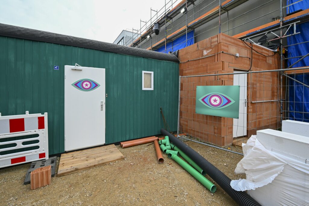 Glanz, Gift und Glamour: Harald Glööckler und Désirée Nick ziehen in den „Promi Big Brother“-Rohbau ein