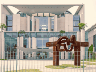 Stimmung kippt: Bundesregierung verliert Vertrauen – CDU/CSU legt zu