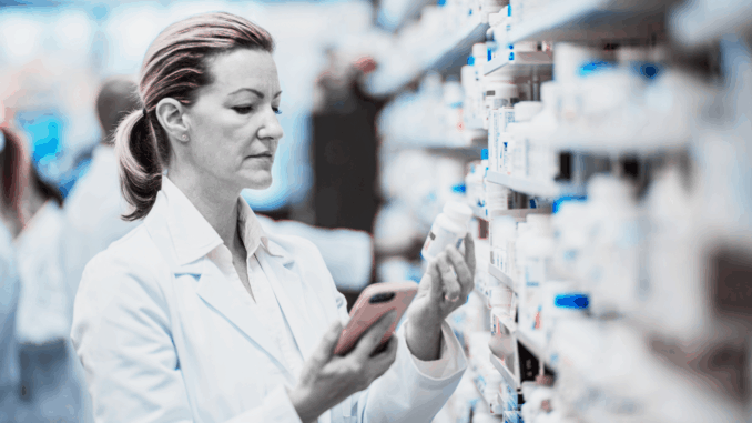 Apotheke (über FatCamera)