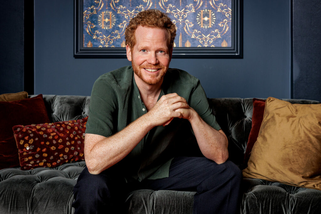 „Stromberg“ kehrt zurück: Harry-Potter-Darsteller Laurens Walter über Büroalltag, Bühnenmagie und Hogwarts-Häuser „Stromberg“ kehrt zurück: Harry-Potter-Darsteller Laurens Walter über Büroalltag, Bühnenmagie und Hogwarts-Häuser