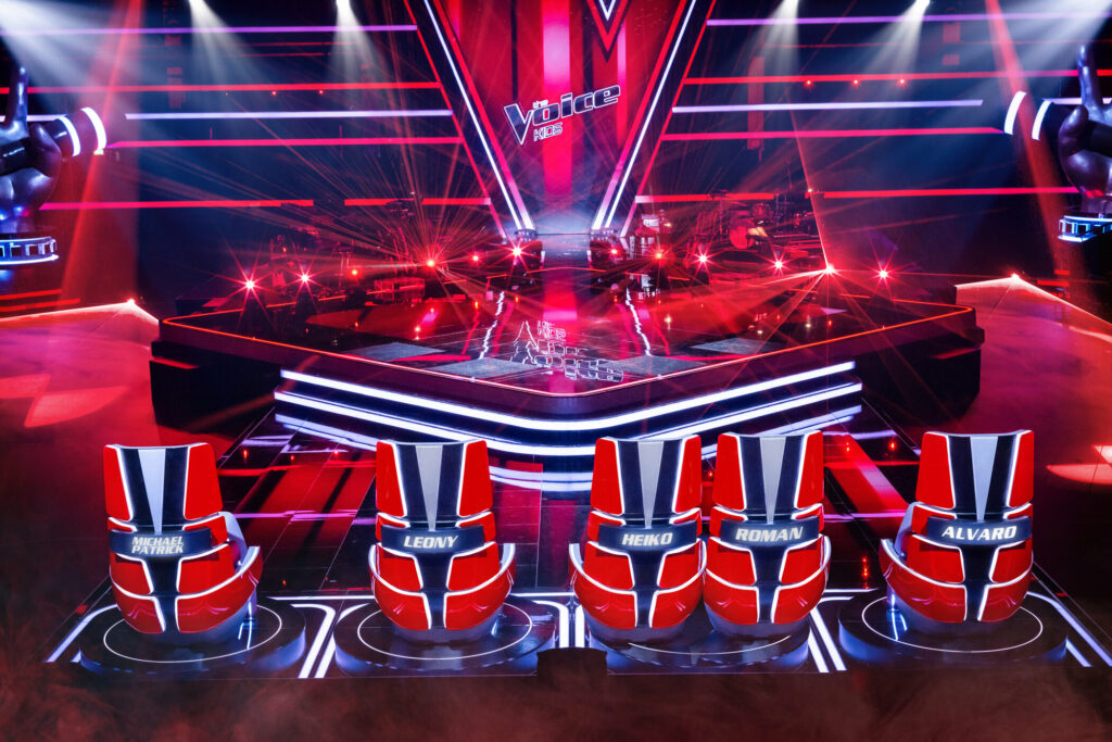 Neue Staffel, neue Stimmen: Michael Patrick Kelly, Leony und HE/RO feiern Coach-Premiere bei „The Voice Kids“