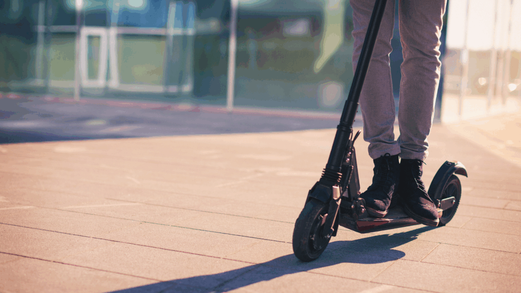 E-Scooter: Diese Regeln gelten – und was viele falsch machen E-Scooter: Diese Regeln gelten – und was viele falsch machen