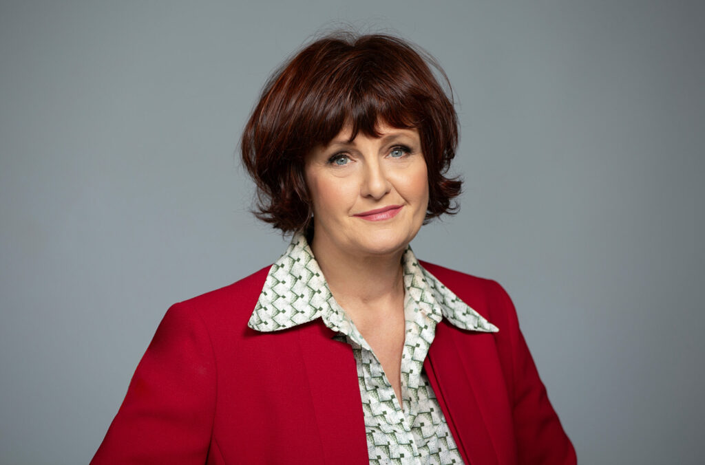 Annette Dittert: Eine prägende Stimme des ARD-Auslandsjournalismus geht neue Wege Annette Dittert: Eine prägende Stimme des ARD-Auslandsjournalismus geht neue Wege