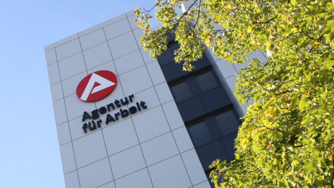 Arbeitslosigkeit steigt: BA meldet Wintereffekt