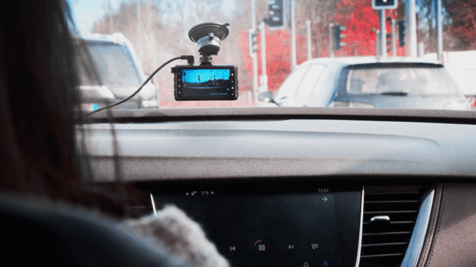 Dashcam im Auto: Was rechtlich zulässig ist