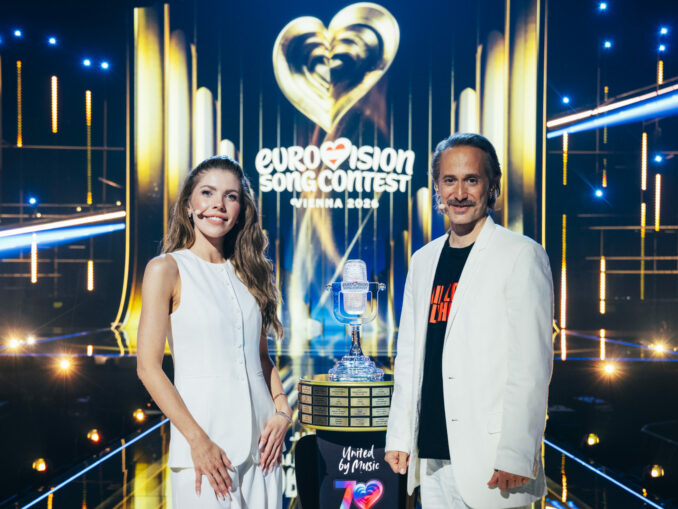 ESC 2026: Kristallerbin trifft steirischen Schauspieler – das ist das Moderationsduo für Wien