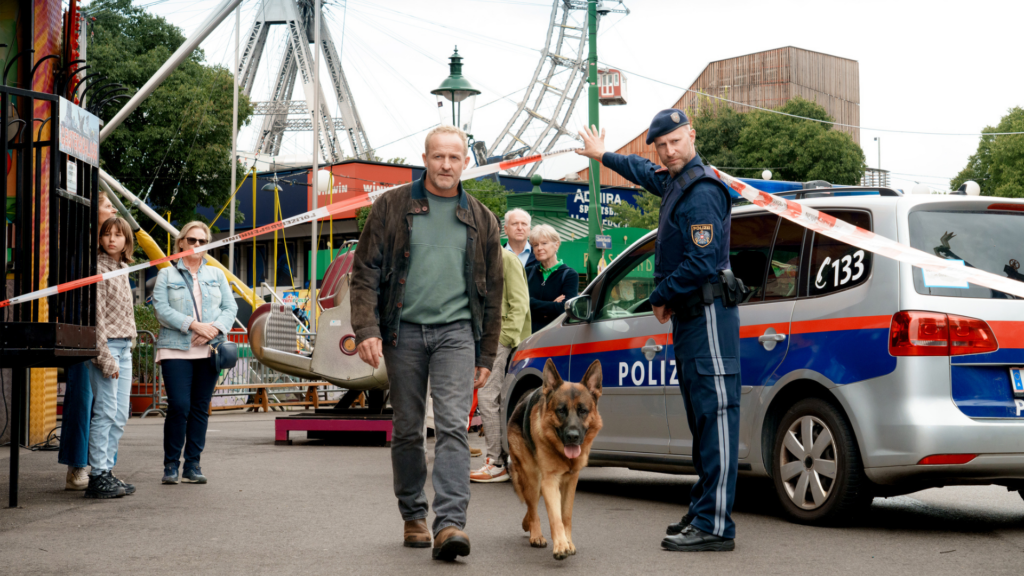Rex ermittelt wieder: Dreharbeiten zur zweiten Staffel von „Kommissar Rex” in Wien gestartet Rex ermittelt wieder: Dreharbeiten zur zweiten Staffel von „Kommissar Rex” in Wien gestartet
